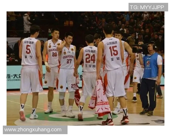 广东宏远逆转山东男篮,豪取九连胜稳居积分榜榜首位置